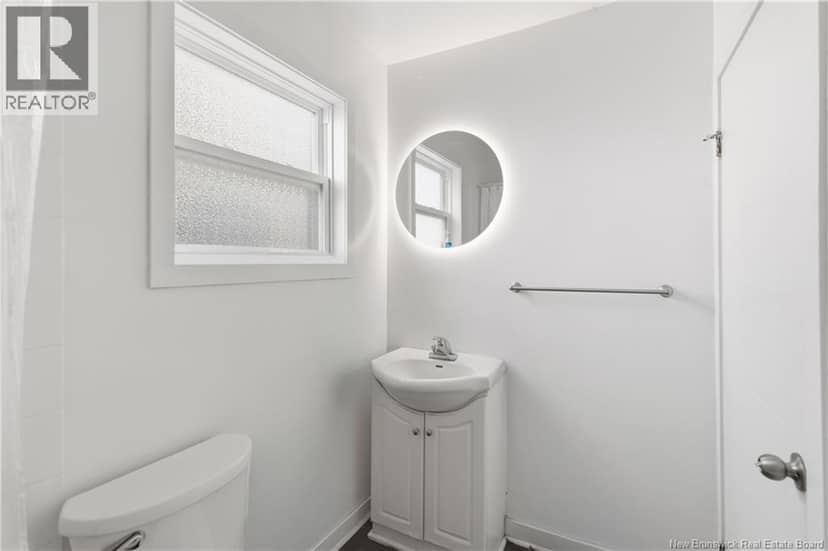 25 Terris Avenue — photo 12 of 17