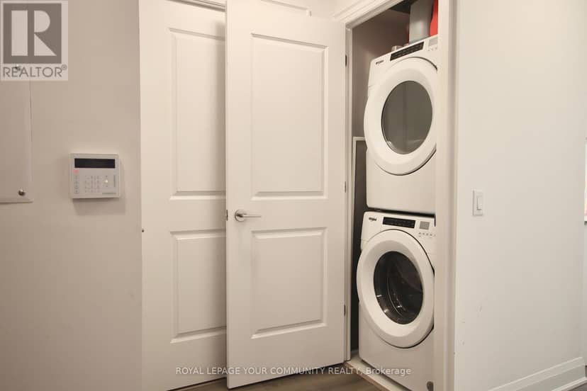 404 - 20 Gatineau Drive — photo 17 of 26