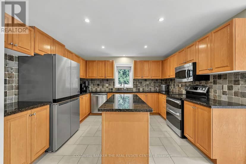 37 Falling Brook Drive — photo 14 of 40