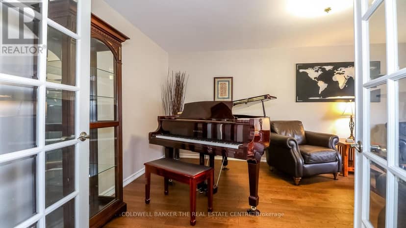 37 Falling Brook Drive — photo 7 of 40