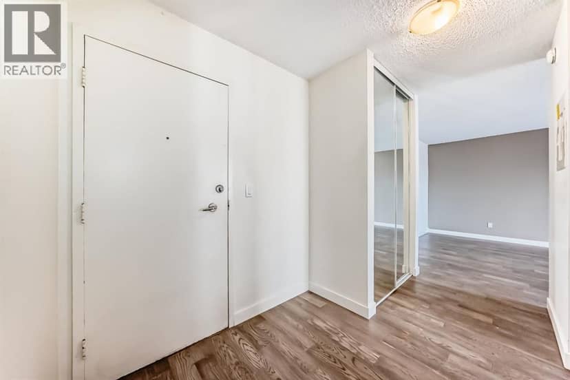 302, 4455A Greenview Drive NE, Calgary, photo 4