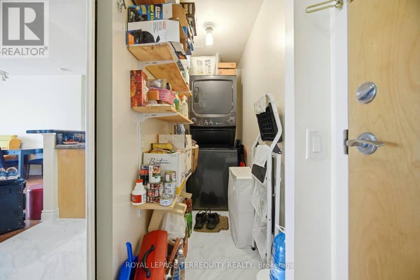 911 - 5 Marine Parade Drive — photo 21 of 38