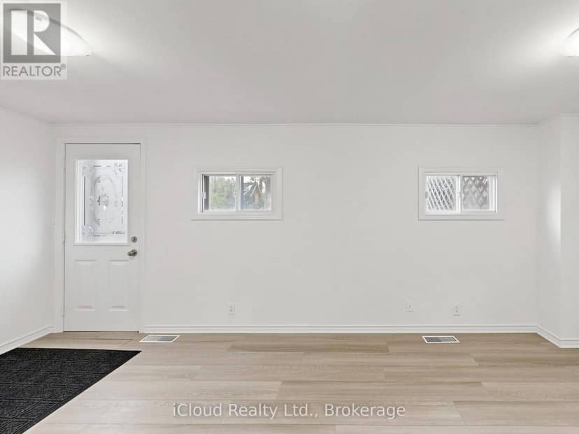 32 Seventeenth Street — photo 12 of 40