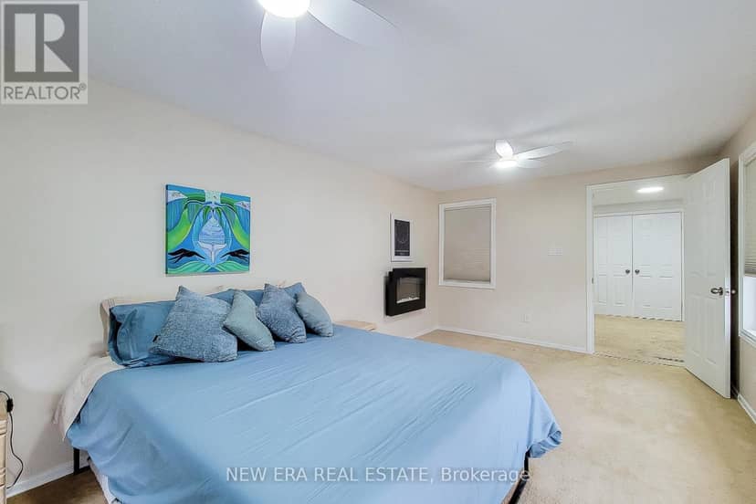 8 Dalton Gate — photo 22 of 40