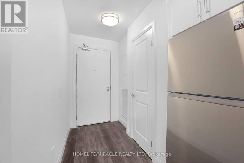 320 - 1333 Weber Street E — photo 12 of 16