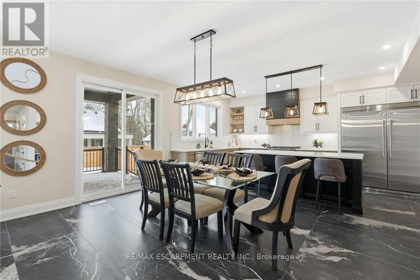 7 Bartlett Avenue — photo 23 of 40