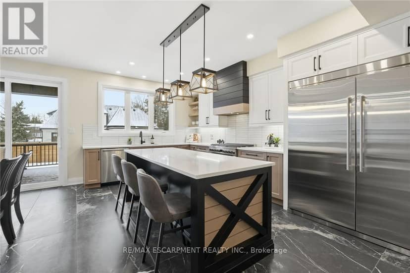7 Bartlett Avenue, Grimsby, photo 3