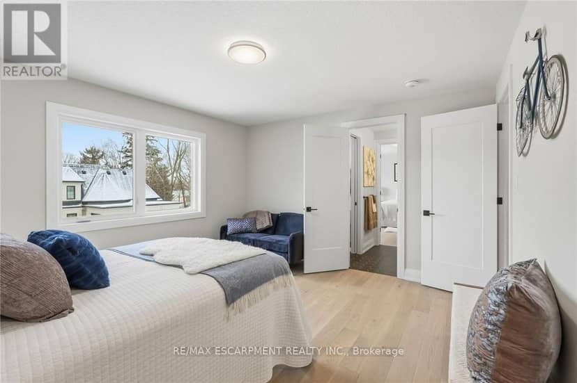 7 Bartlett Avenue — photo 38 of 40