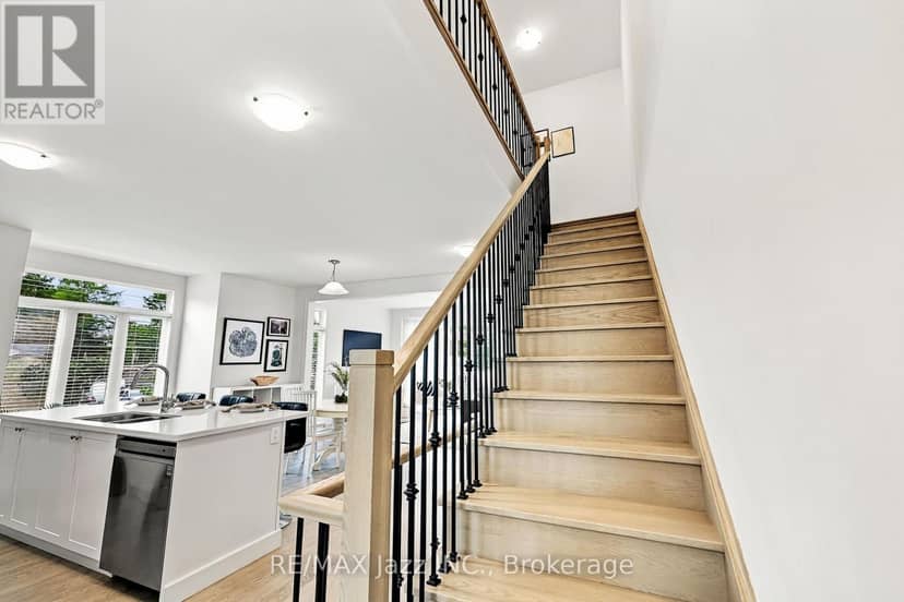 3 Shand Lane — photo 28 of 40