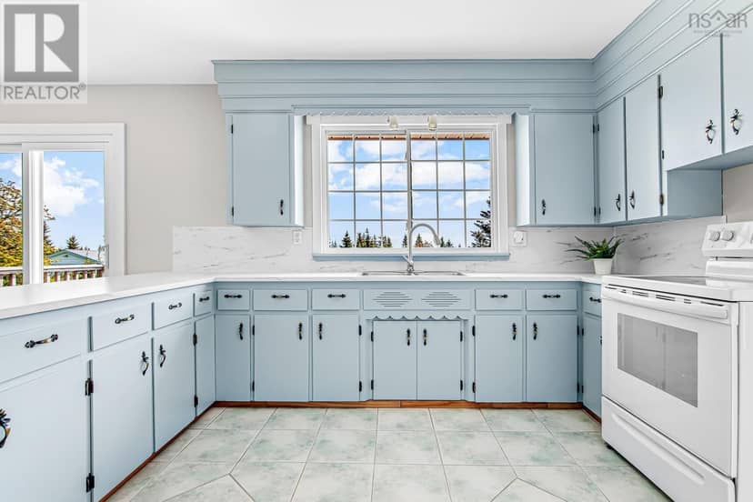 553 Little Harbour Road — photo 19 of 40