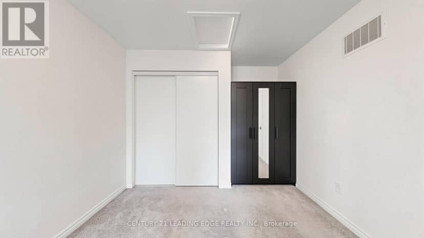 13 - 25 Heron Park Place — photo 22 of 29