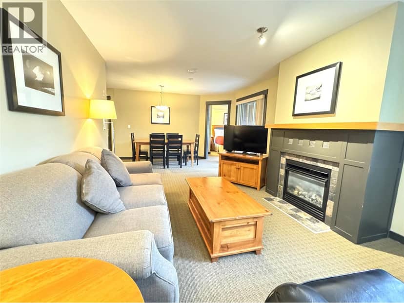 2064 Summit Drive Unit# 211, Panorama, photo 3