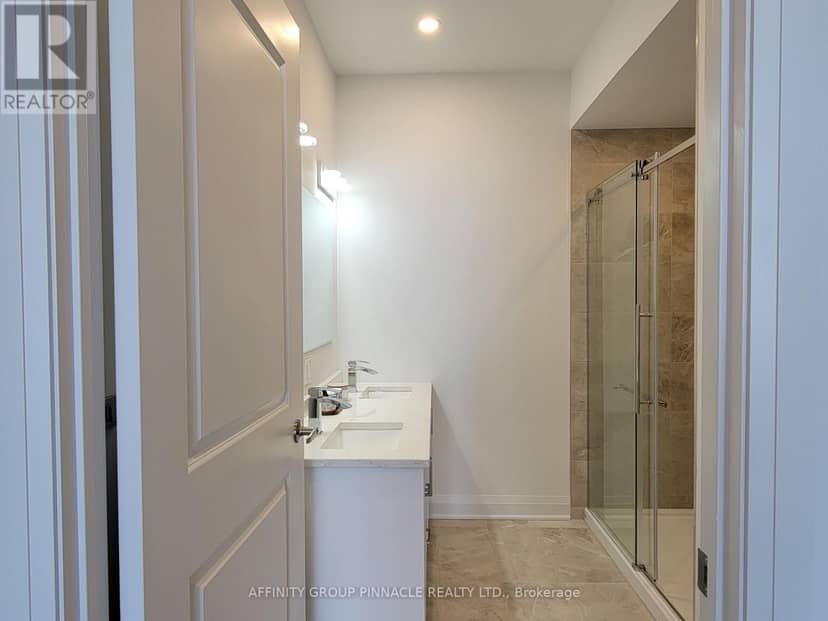 309 - 99 Louisa Street — photo 18 of 40