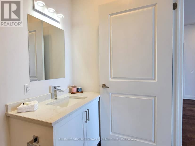 309 - 99 Louisa Street — photo 31 of 40