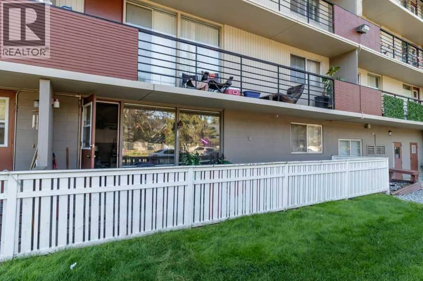 104, 4700 55 Street, Red Deer, photo 3