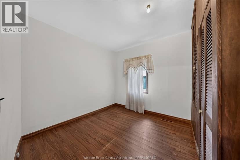 534 Mersea Rd 3 — photo 20 of 37