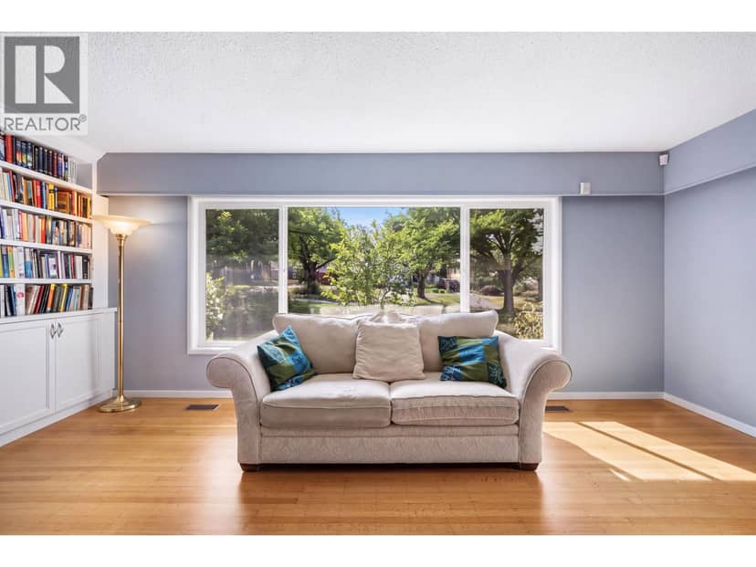 727 Second Street, New Westminster, photo 2