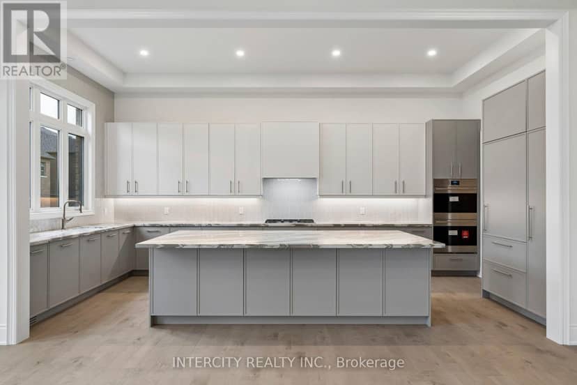 17 Garriock Hall Avenue — photo 11 of 40