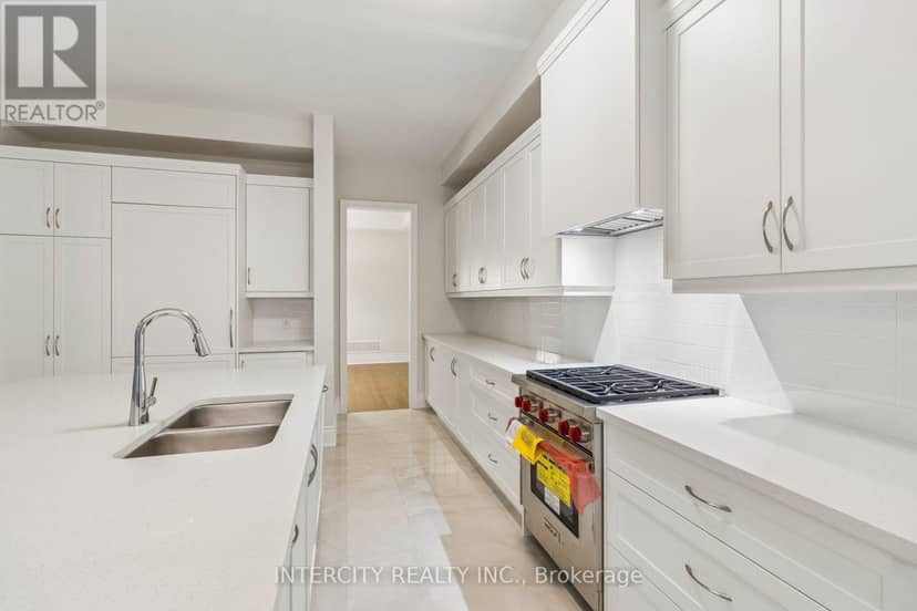 15 Garriock Hall Avenue — photo 20 of 40