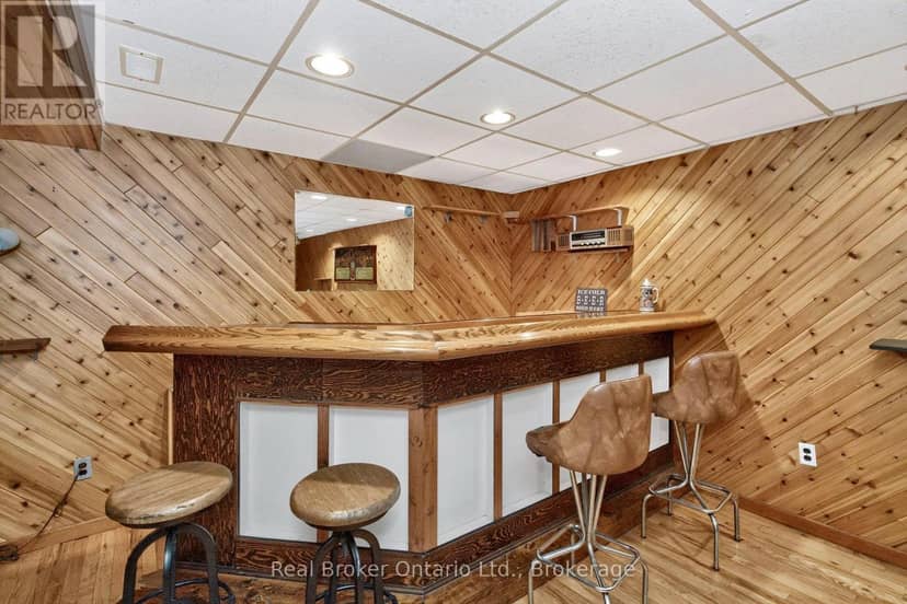 24 Fernanne Drive — photo 28 of 40