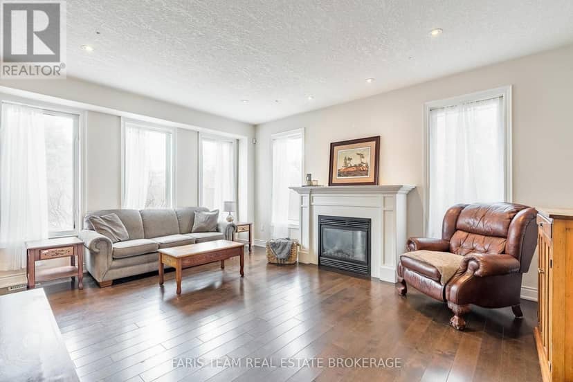 33 Auburn Court — photo 15 of 40