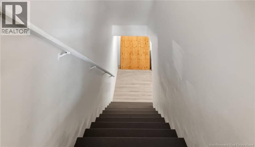 128 Ernest Street — photo 39 of 40