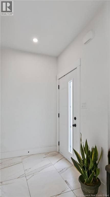 128 Ernest Street — photo 5 of 40