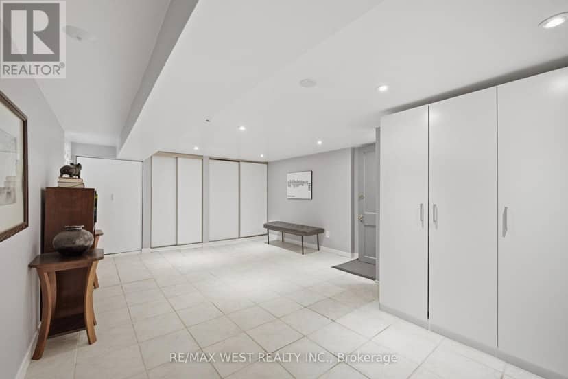 151 Jane Street — photo 29 of 40