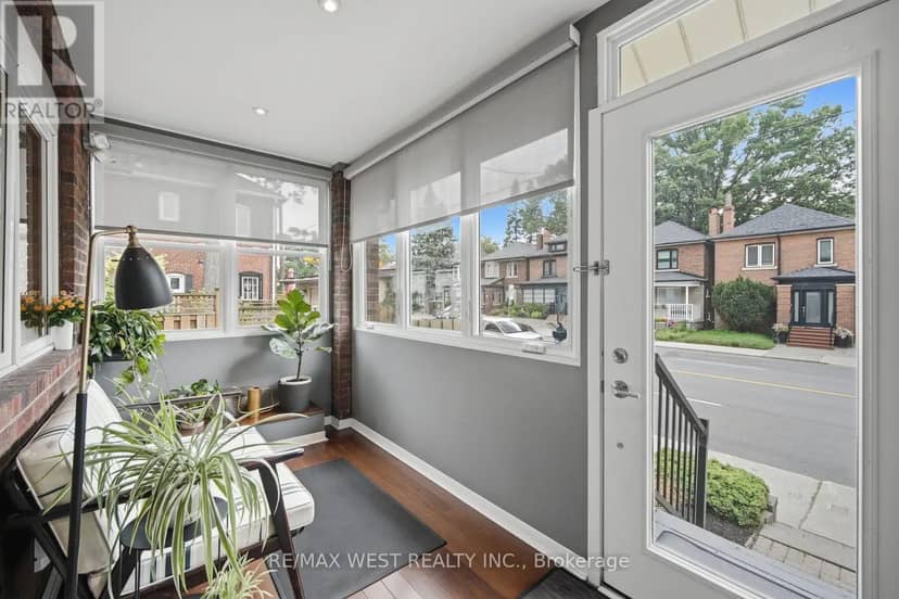 151 Jane Street, Toronto, photo 3