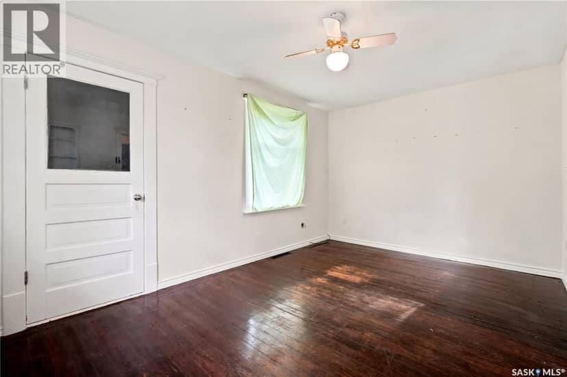 140 1st AVENUE — photo 16 of 31