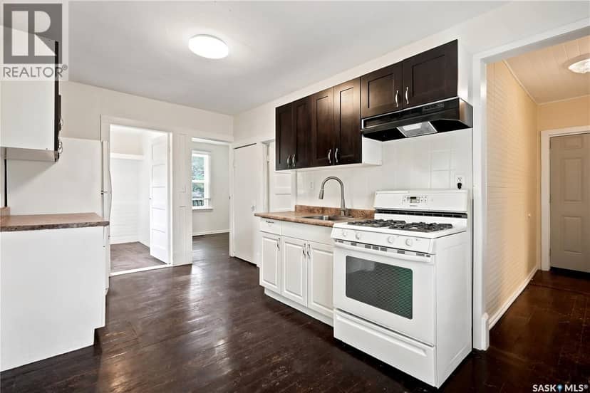 140 1st AVENUE — photo 7 of 31