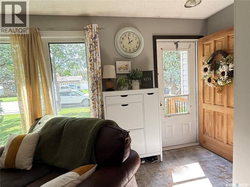 1709 Eaglesham AVENUE, Weyburn, photo 2