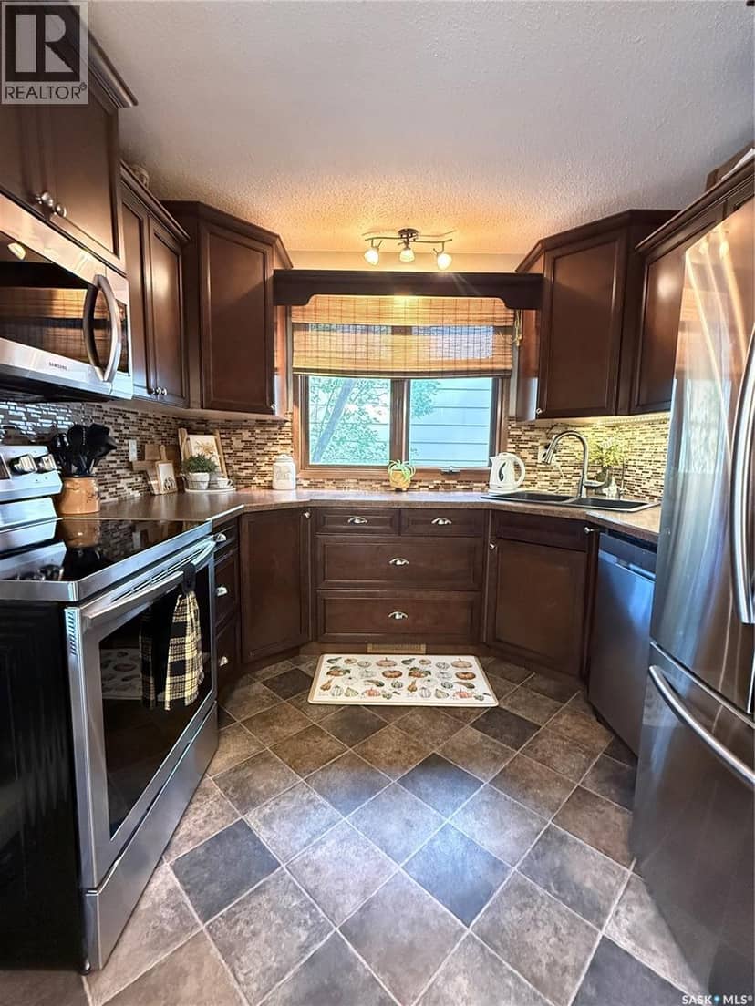 1709 Eaglesham AVENUE, Weyburn, photo 8