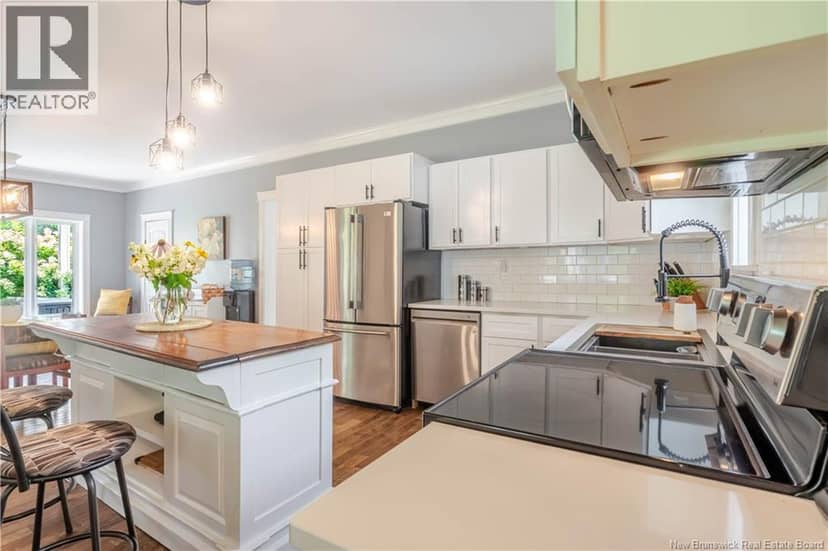41 Upper Stoneridge Road — photo 13 of 40