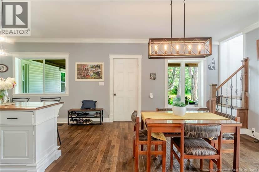 41 Upper Stoneridge Road — photo 8 of 40