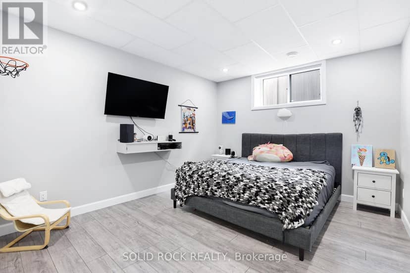 216 Filion Street — photo 38 of 40