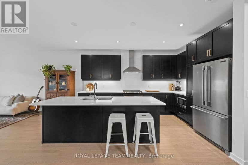 1037 Eider Street — photo 6 of 40