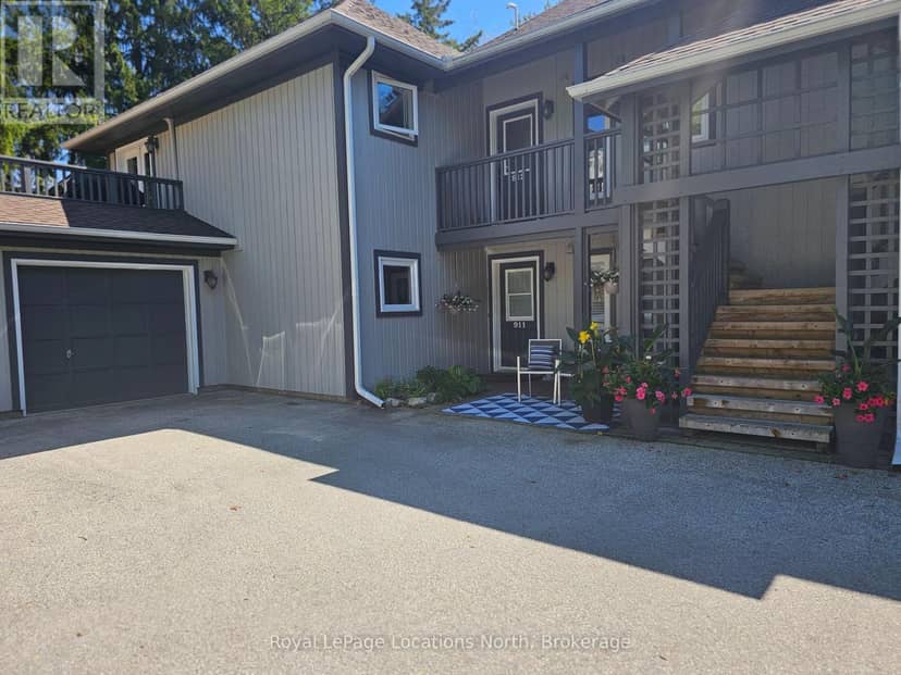 911 Cedar Pointe Court, Collingwood, photo 2