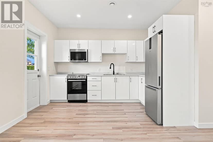 19 Elmwood Avenue — photo 10 of 33