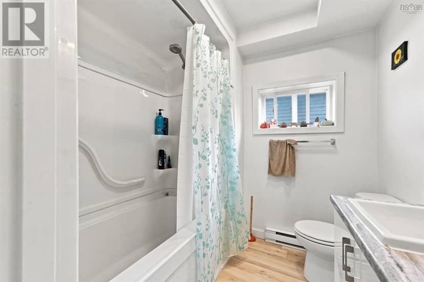 19 Elmwood Avenue — photo 31 of 33