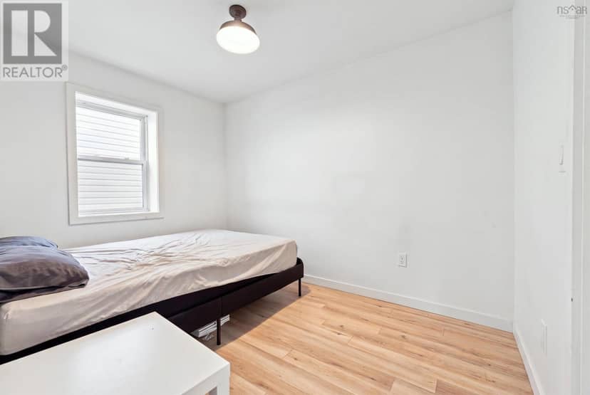 19 Elmwood Avenue — photo 29 of 33