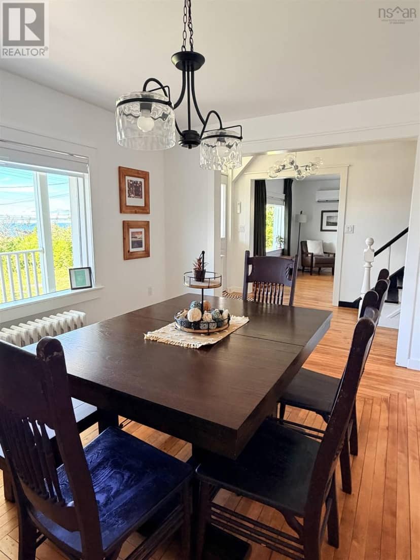 322 Main Street — photo 10 of 40