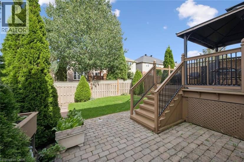 4 HUNT Street — photo 19 of 22