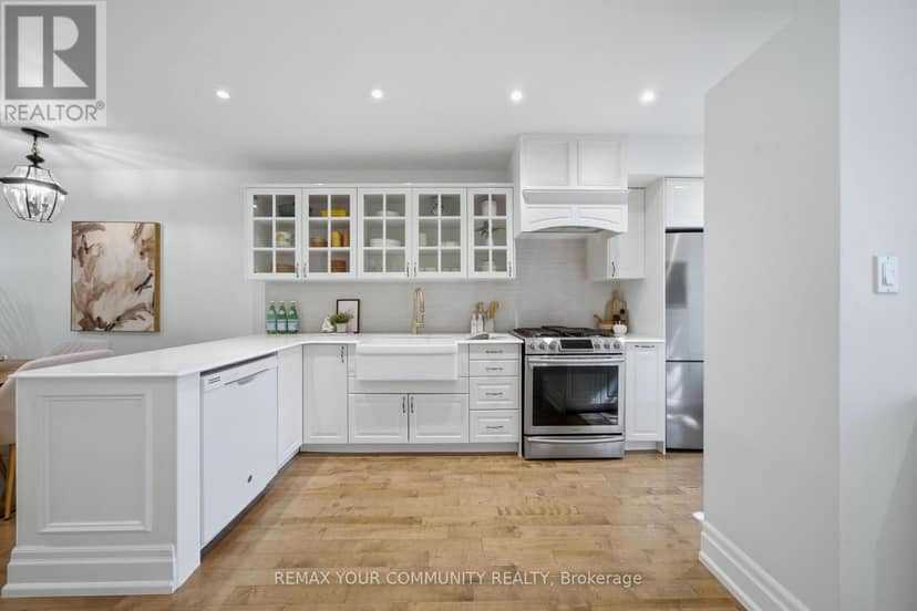 3 - 180 Manitoba Street, Toronto, photo 4