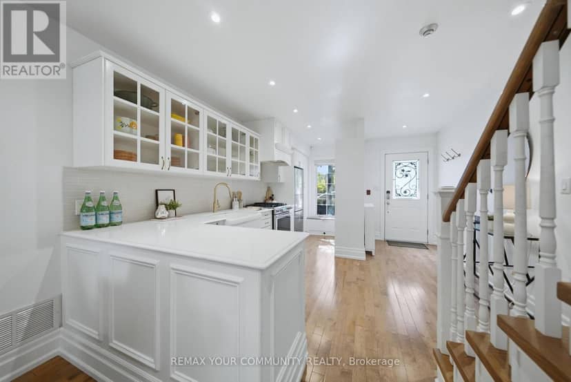 3 - 180 Manitoba Street, Toronto, photo 5