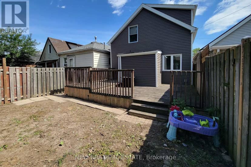 391 Cope Street — photo 5 of 38