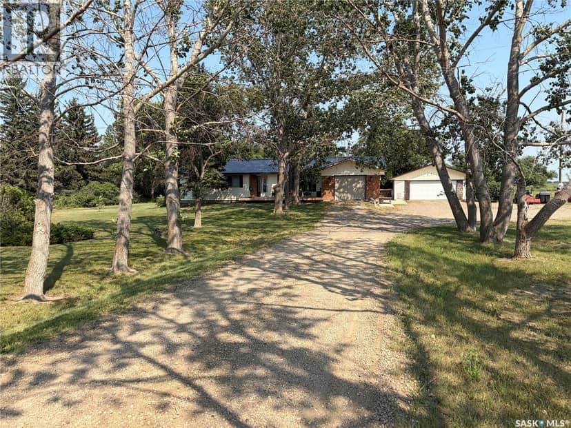 Emperingham Acreage — photo 1 of 40