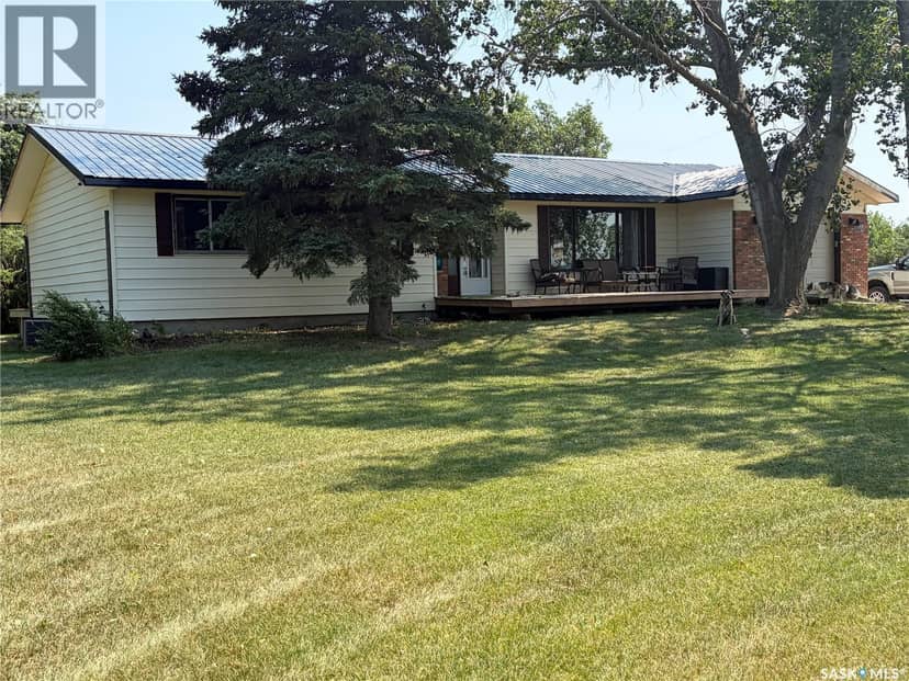 Emperingham Acreage — photo 2 of 40