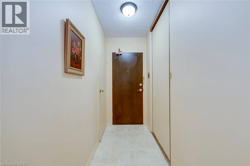 212 KERR Street Unit# 906 — photo 15 of 40