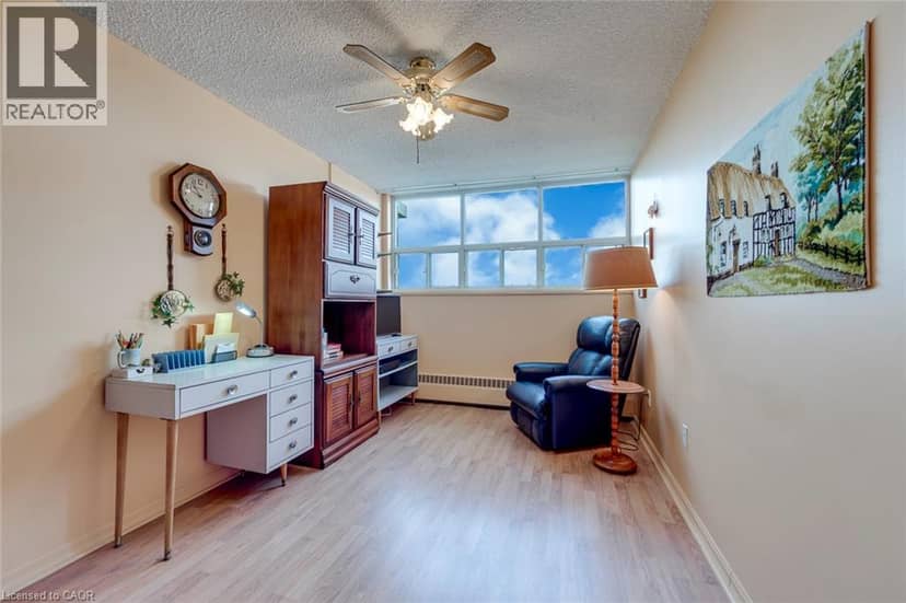 212 KERR Street Unit# 906 — photo 37 of 40